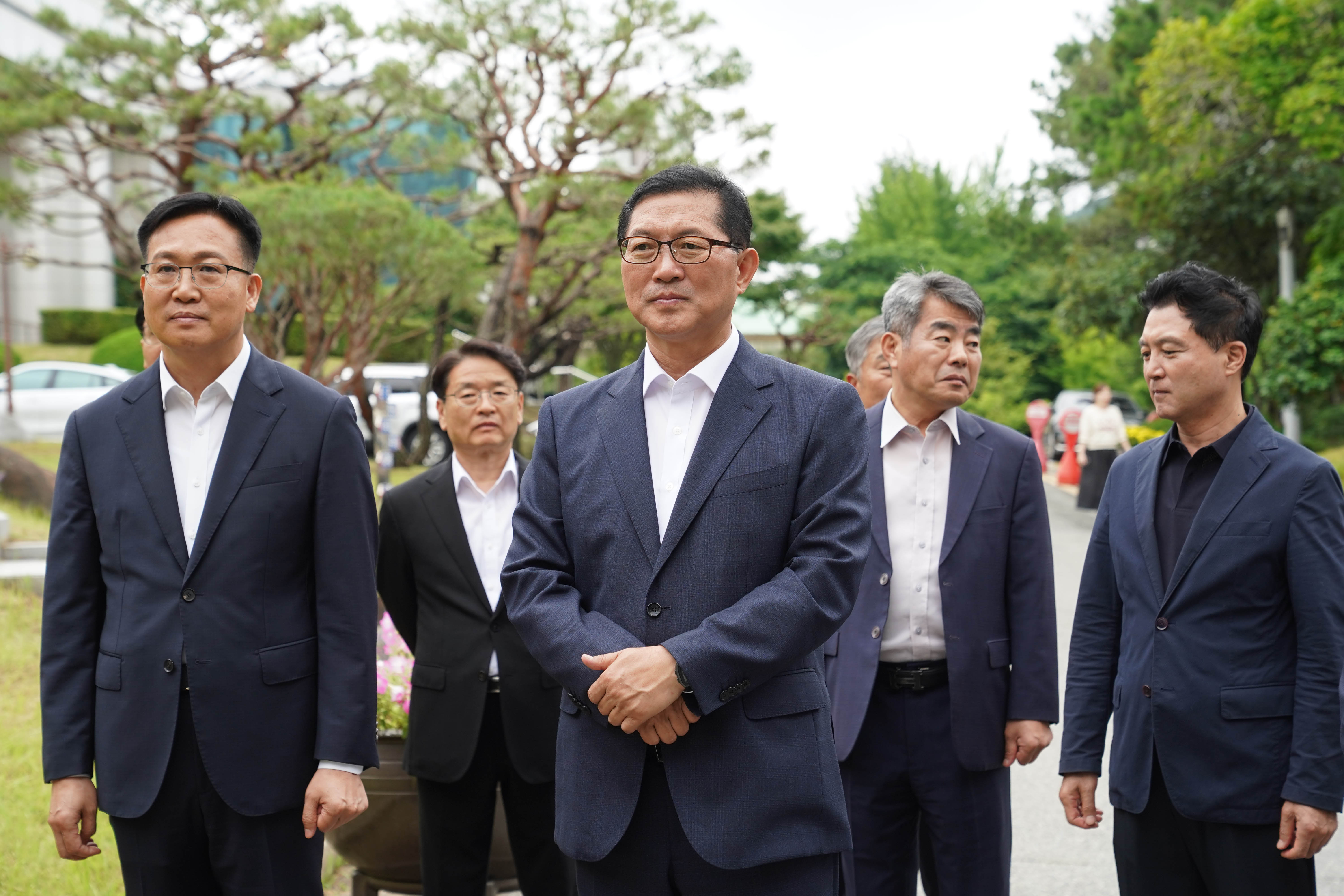(07.01.시청앞뜰) 목포시장 취임 기념식수