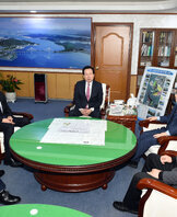 김상순목포신안지부장목포문화재단에영어도서관기금기탁