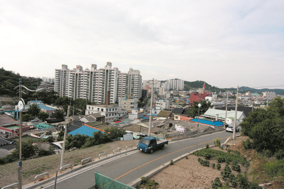 하늘에서 내려다 본 2011년 목포교도소 주변 일신아파트 주변 전경