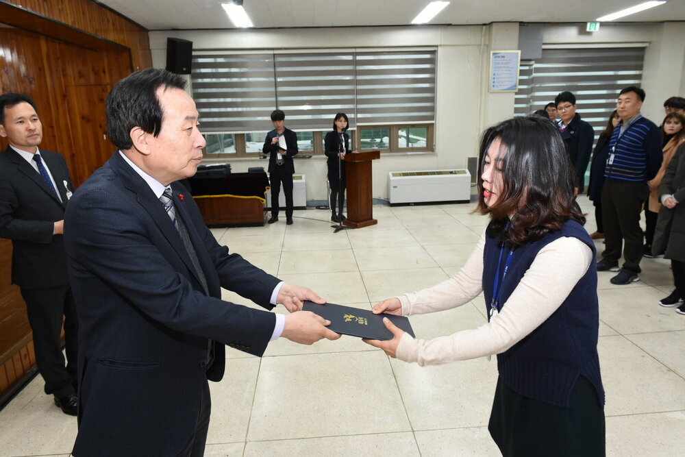 박홍률 목포시장 임용장 전달.
